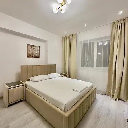 Deluxe & With Many Facilities Bucarest