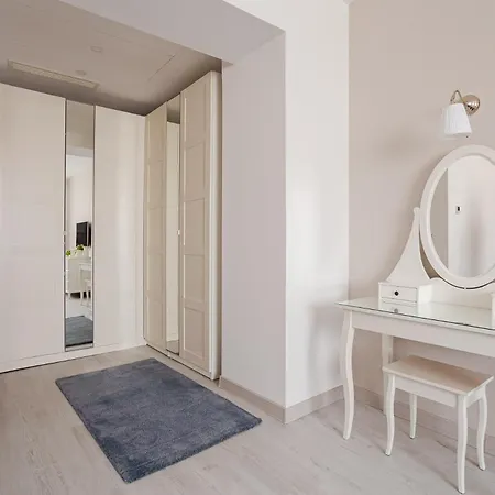 Deluxe & With Many Facilities 4*