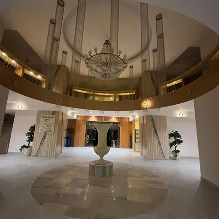 Deluxe & With Many Facilities Ξενοδοχείο με διαμερίσματα Βουκουρέστι