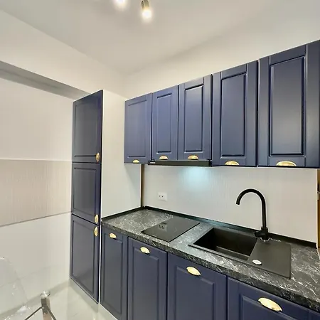 Deluxe & With Many Facilities 4*